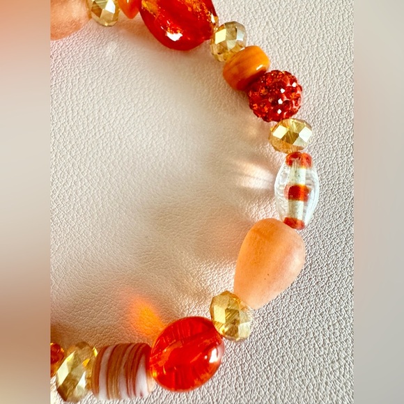 New Halloween Boo Basket Orange Beaded Adult Size Bracelet w/ Ghost Charm 8” - Picture 2 of 5